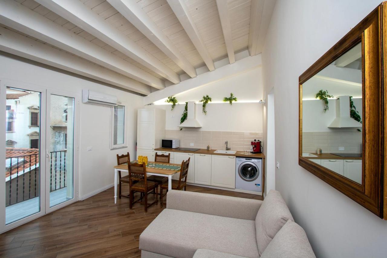 Cortile Del Greco Apartments Palermo Luaran gambar